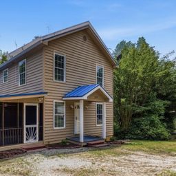 104 Lakehill Drive