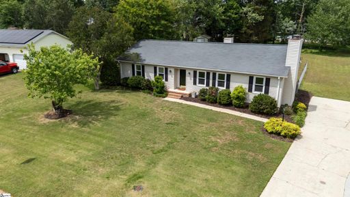 Homes in Heritage Lakes, Simpsonville