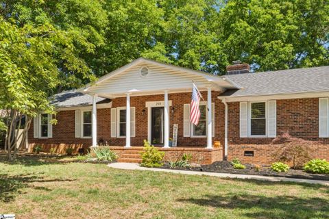 218 Crestwood Drive pending home in Buxton, Greenville, SC