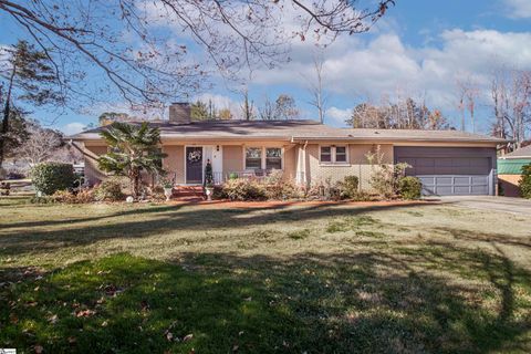 103 Forest Drive pending home in Forest Acres, Easley, SC
