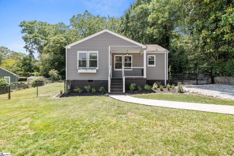 206 Griffin Drive active home in College Heights, Greenville, SC