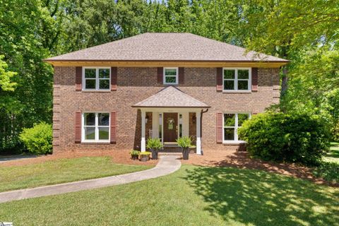 105 Gleneagles Court pending home in Holly Tree Plantation, Simpsonville, SC