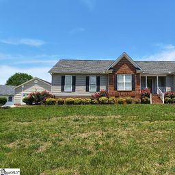 124 Brooke Lee Circle
