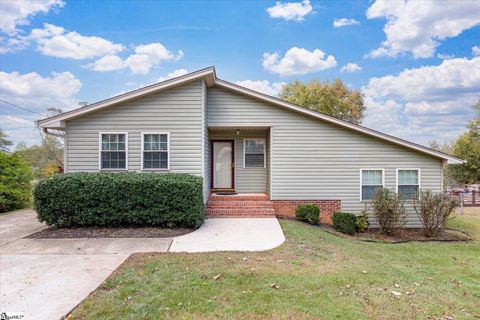 Homes in Sunny Slopes, Travelers Rest
