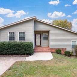 7 Bubbling Creek Drive