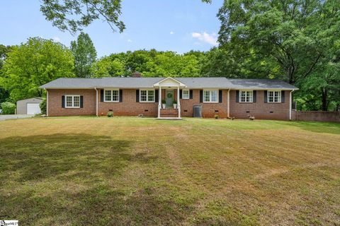 915 Cricket Lane