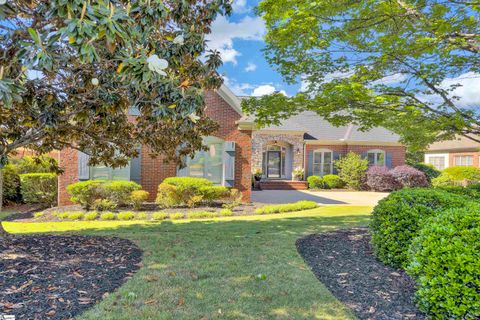 15 March Winds Court pending home in River Oaks, Greer, SC