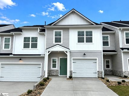 1436 Johnstone Drive active home in Reidville Town Center, Reidville, SC