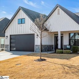 2 Winding Rock Road