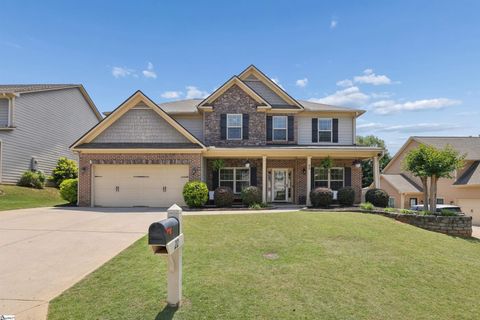 Homes in Ravenwood, Simpsonville