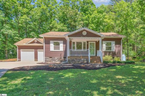 2561 Whitestone Road