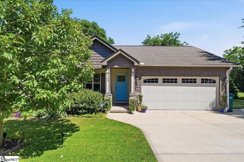 739 Kingswood Valley Drive