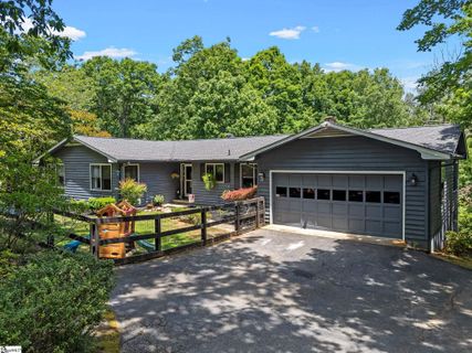 707 Dogwood Trail