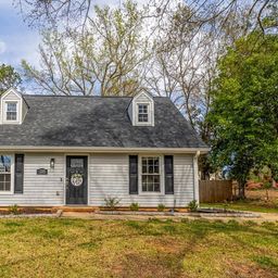 135 Ashdown Drive