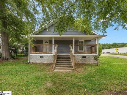 207 Poole Street pending home in Abney Mills, Woodruff, SC
