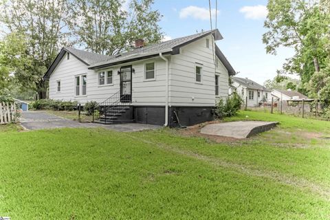 207 South Carolina Avenue