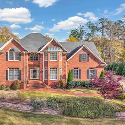 111 W Woodglen Road