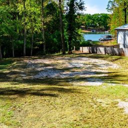 351 Lakewood Drive