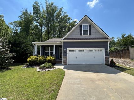 208 Mountain Slope Court sold home in Edgebrook, Travelers Rest, SC