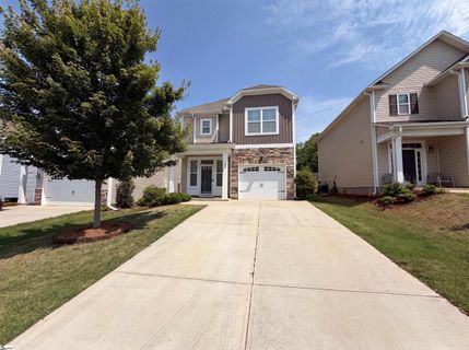 164 Highland Park Court active home in Highland Park, Easley, SC