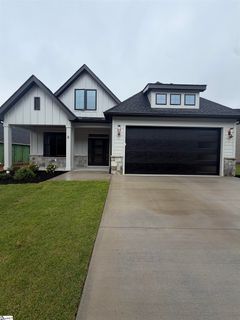 8 Mercy Drive pending home in Hawk Haven, Greenville, SC