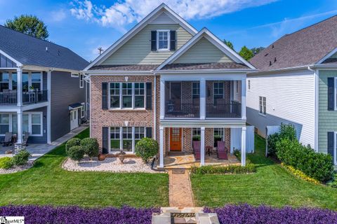 902 Blue Moon Street active home in Stillwaters Of Lake Robinson, Taylors, SC