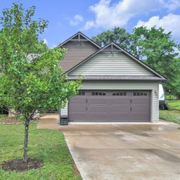 215 Cooleys Crest Lane