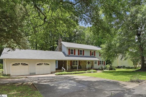 119 Gail Drive active home in Knollwood Heights, Mauldin, SC