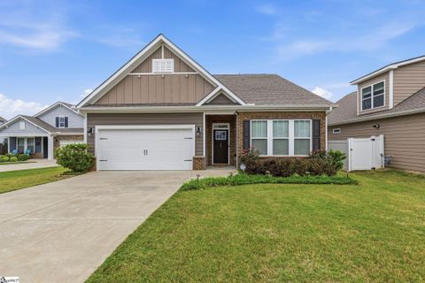 24 Daybreak Place pending home in Heritage Village, Simpsonville, SC