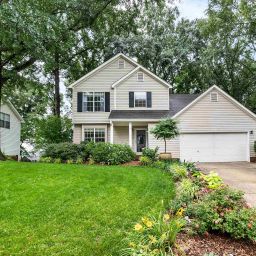 6 S Penobscot Court