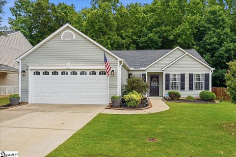 612 Westbury Way active home in Autumn Woods, Simpsonville, SC