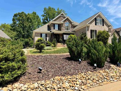 105 Breeds Hill Way pending home in Bunker Hill, Greer, SC