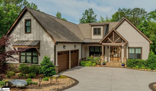 10 Laurel Cove Lane active home in Cliffs Valley, Travelers Rest, SC