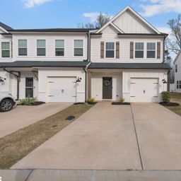 100 Grey Oak Trail