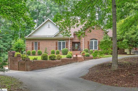 Homes in Country Estates, Fountain Inn