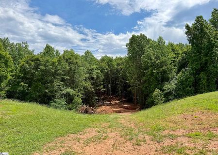 3161 Lorenzo Court active home in Las Casas, Inman, SC