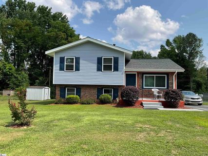 407 Old Farm Road