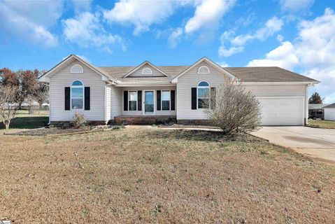 114 Meadowood Drive