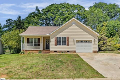 Homes in Meadow Farms, Taylors