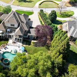 5 Norman Place