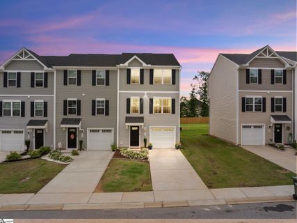 220 Brooklane Court active home in Edgewood Townes, Easley, SC