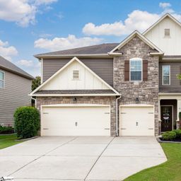 26 Wood Hollow Circle