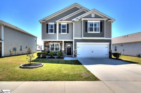 106 Hartridge Drive active home in Hartridge Manor, Simpsonville, SC