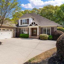 108 Charleston Oak Lane