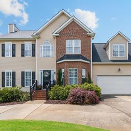 18 Pinehurst Green Way