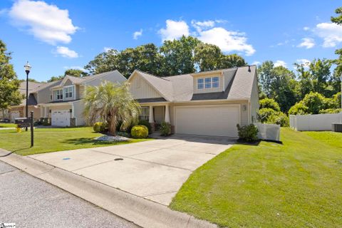 Homes in Lismore Park, Greer