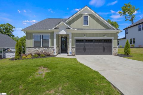 200 Jacqueline Road pending home in South Park, Piedmont, SC