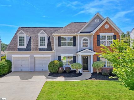 212 Sandy Lane pending home in Linkside At Bonnie Brae, Greenville, SC