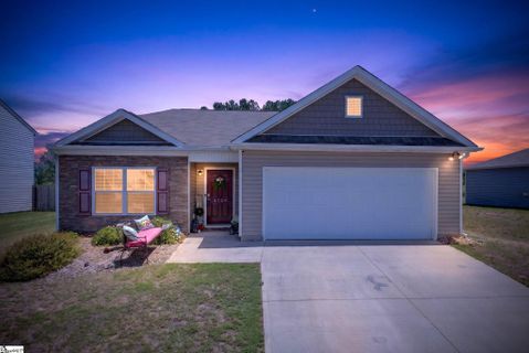 3728 Brookshade Trail active home in Lightwood Cottages, Moore, SC