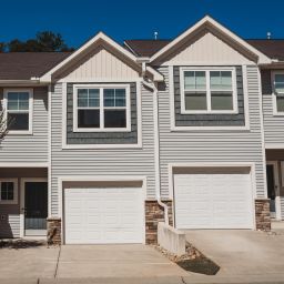 206 Button Willow Street